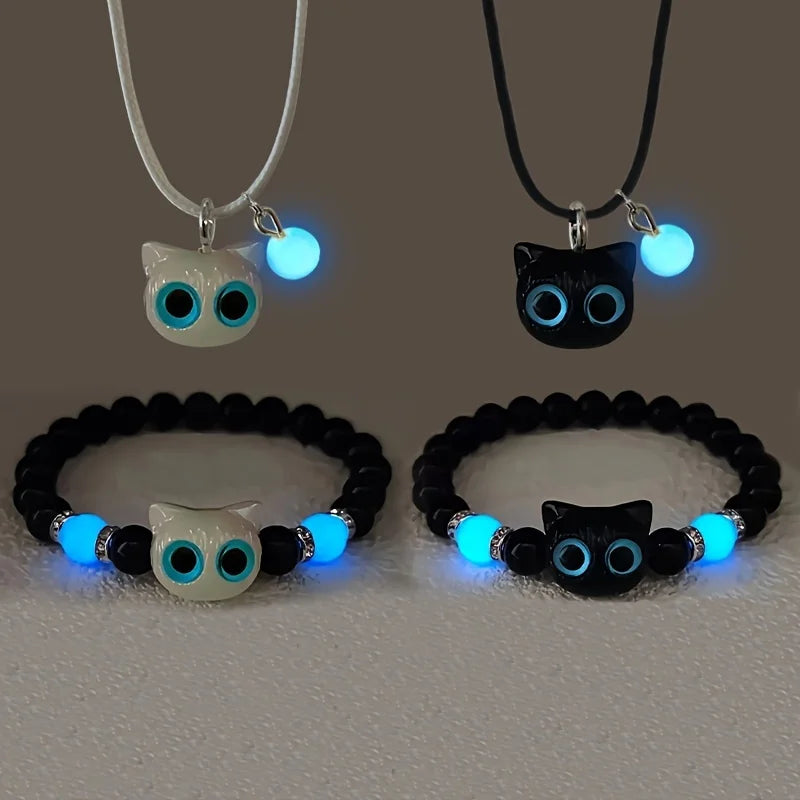 Luminous Butterfly Necklace Glowing Night Fluorescence Vintage Glow in the Dark Pendant for Women Christmas New Year Party Gift