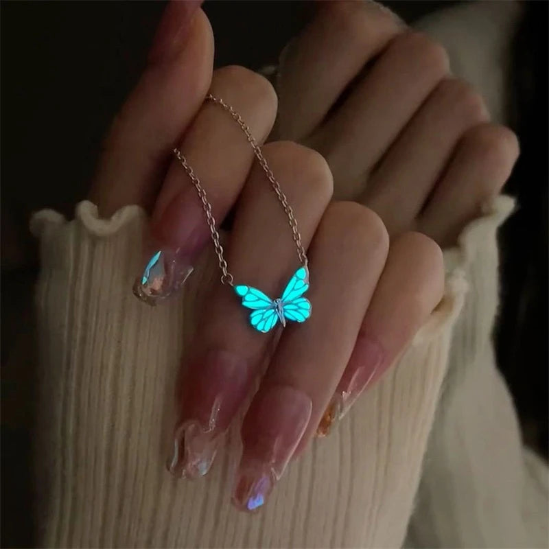 Luminous Butterfly Necklace Glowing Night Fluorescence Vintage Glow in the Dark Pendant for Women Christmas New Year Party Gift