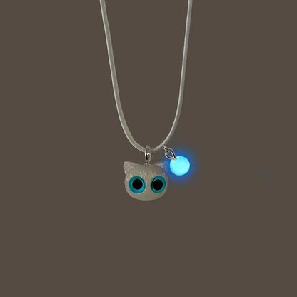 Luminous Butterfly Necklace Glowing Night Fluorescence Vintage Glow in the Dark Pendant for Women Christmas New Year Party Gift